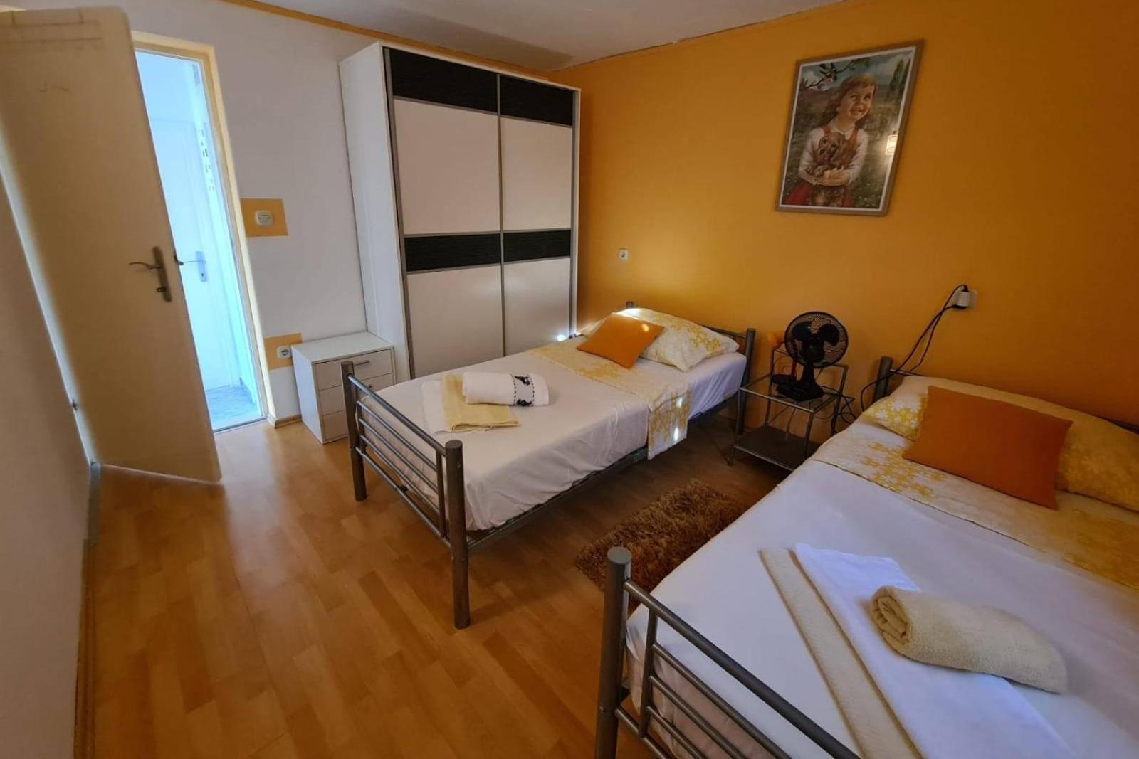 Apartments With A Parking Space Postira, Brac - 2911 部屋 写真